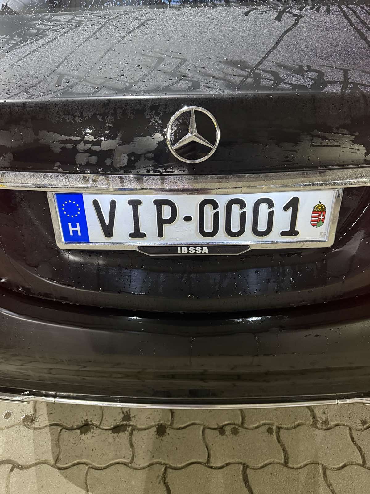 Număr de înmatriculare VIP-0001